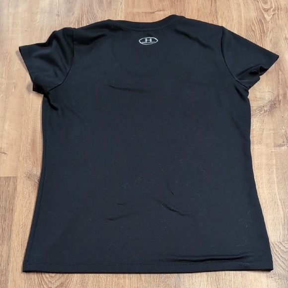 ๐ธHost Pick๐ธ Women's Under Armour Black V Neck T-Shirt - Picture 4 of 5